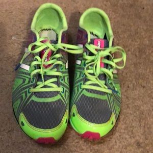 New balance running shoes